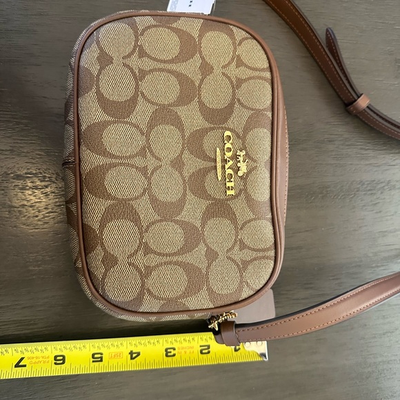 New Coach Bag - Picture 3 of 7